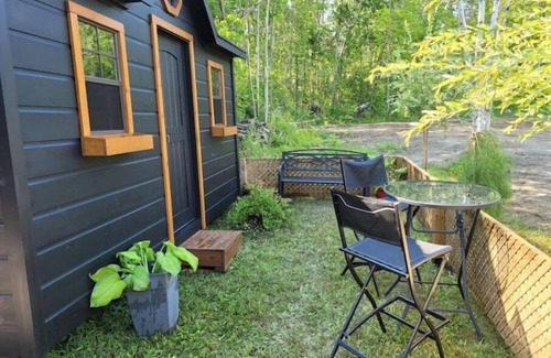Port McNicoll House | The Music Shack - Outdoor Glamping Room