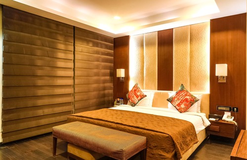 Jasola Hotel | The Nanee Suites