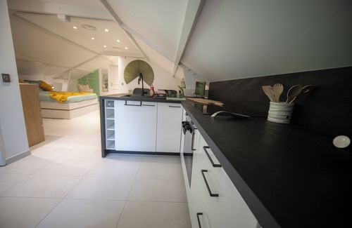 Fontenay-Saint-Pere House | THE NATURAL INSTANT in the heart of the VEXIN! 40 minutes from Paris and 1 hour from Normandy.