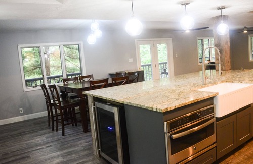 Greenville House | THE NEST getaways&gatherings, beach/lake sleeps 20+