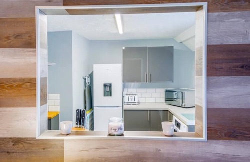 Chipping Sodbury Apartment | The Nest - Spacious Self Contained Apartment