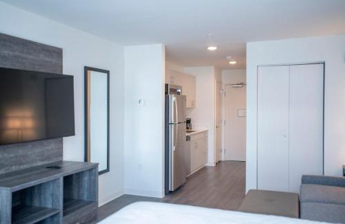 Greenfield Hotel | THE NEST