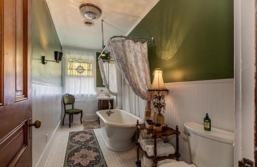 Anna House | The Nook and Key