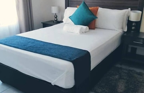 Tshabong Hotel | The Nook Guesthouse