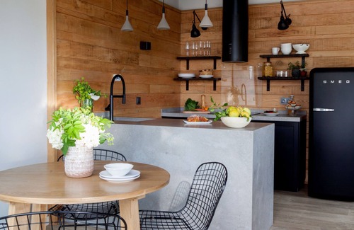 Cajide Cabin | The northern lair Lugás