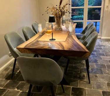Meerle Villa | The Oak & Squirrel Villa