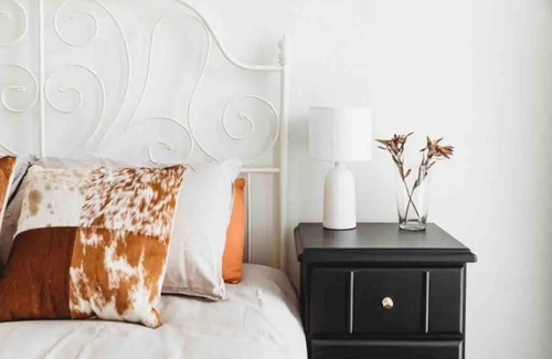 Canowindra Other | The Oaks Country Getaway