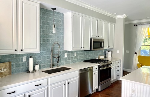 White Lake House | “The Oasis” Beautiful private home with In-ground pool and sauna.