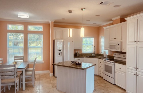 Bay Point House | The oasis-waterfront house