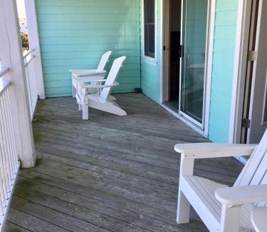 Ocracoke Hotel | The Ocracoke Harbor Inn