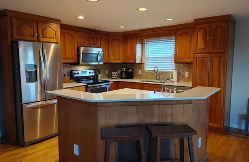 Franklin House | The Octagon House: long-range views, fireplace, easy access, close to town