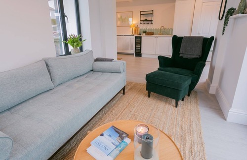 Trearddur Bay Cottage | The Old Abbey - a hot tub that sleeps 16 guests in 6 bedrooms