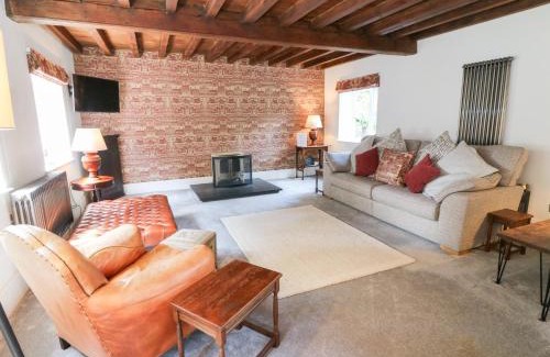Glentham House | The Old Barn