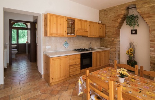 Monteprandone Apartment | The Old Boat - Yellow