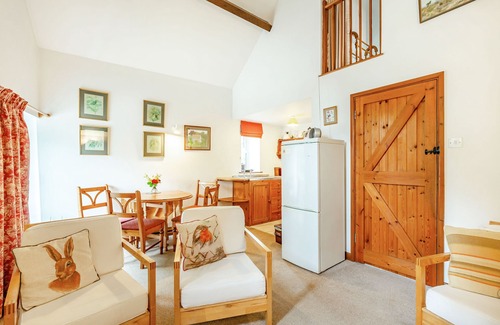 Penselwood Cottage | THE OLD BULL STALL, pet friendly, with a garden in Penselwood