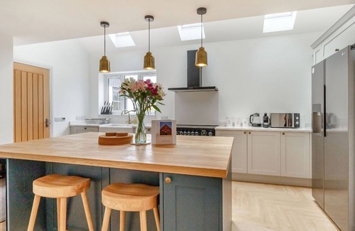 Glentham Cottage | THE OLD CHAPEL, pet friendly, character holiday cottage in Ingham