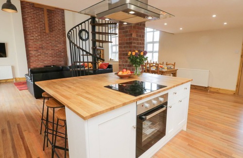 Shiptonthorpe Cottage | The Old Church
