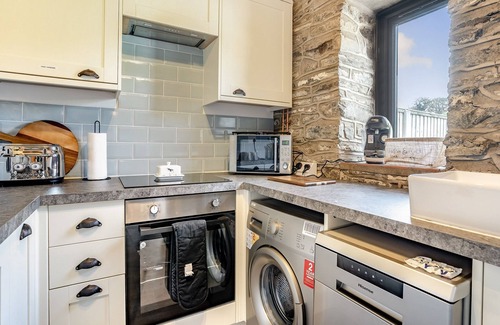 Cribyn Cottage | The Old Cowsheds 2 - Shippon - UK49787