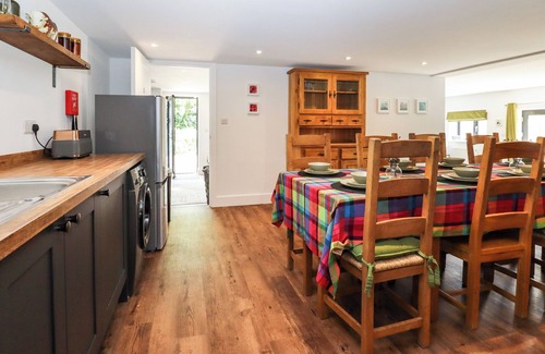 Adisham Cottage | THE OLD DAIRY, pet friendly, country holiday cottage in Wingham