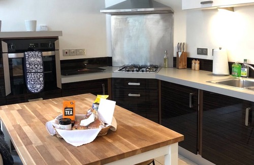 Mylor Churchtown Condo | The Old English Rooms