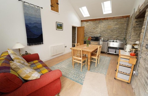 Dundon House | The Old Forge