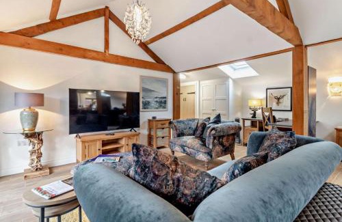 Irstead House | The Old Forge - Swanton Abbott
