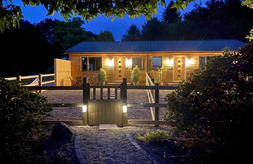 Holme Hale House | The Old Garage {Lodge One} 2 bedroom, beautiful countryside view’s