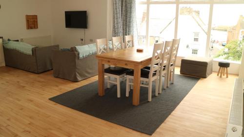 Eyemouth Apartment | The Old Legion