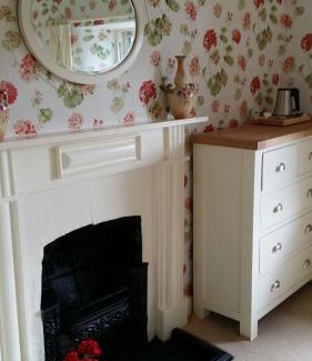 Cametringane Bed & Breakfast | The Old Medical Hall