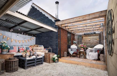 Nantwich House | The Old Parlour at Cheshire Boutique Barns