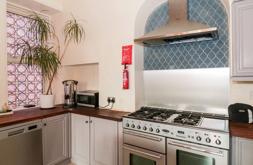 Largs Cottage | THE OLD RECTORY, family friendly, character holiday cottage in Largs