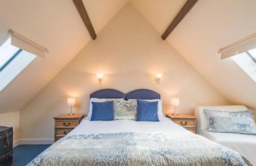 Waltham House | The Old Schoolroom by Bloom Stays