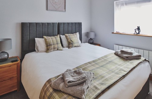 Whitney-on-Wye Cottage | The Old Stables and Parlour - Luxury Cottages