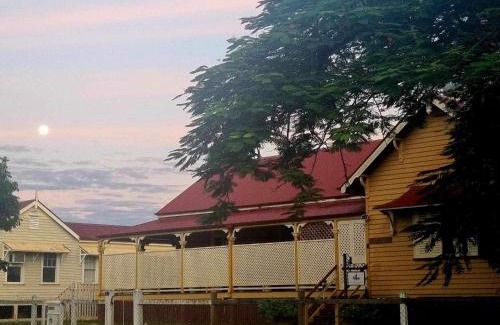 Maryborough Bed & Breakfast | The Old Station Masters House QLD