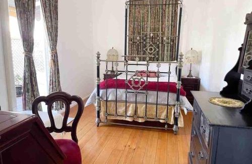 Maryborough Bed & Breakfast | The Old Station Masters House QLD