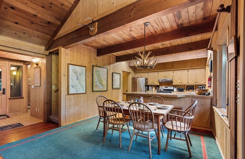 Northwood Cabin | The Old Timer ~ Classy Cabin On River, Near Golf, Dog Friendly!