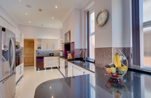Uplands House | The Old Vicarage - Five Bedroom House, Sleeps 10