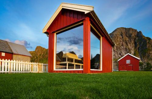 Flakstad Villa | The Old Vicarage - Flakstad Lofoten