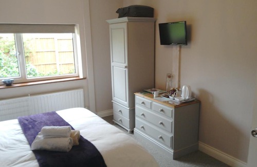 Sculthorpe Bed & Breakfast | The Old Wash House