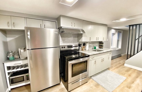 Walkerville Apartment | The Olde Walkerville Loft - 1BD/1BA Apartment