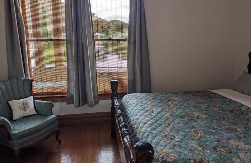 Bisbee Bed & Breakfast | The Oliver House - Adults Only