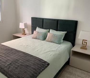 Alferrarede Villa | THE ORANGE TREE HOUSES - Frente by Live and Stay