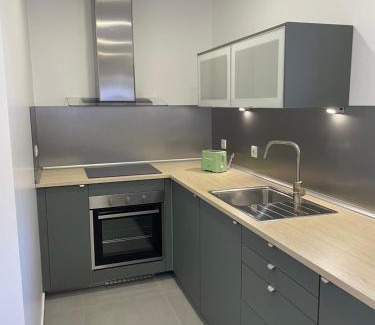Alferrarede Villa | THE ORANGE TREE HOUSES - Frente by Live and Stay