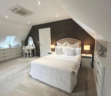 Carluke Apartment | The Orchard Apartment, Clyde Valley