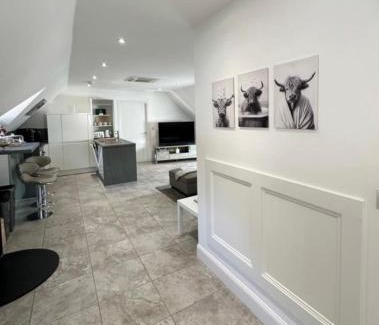 Carluke Apartment | The Orchard Apartment, Clyde Valley