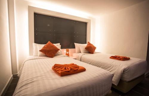 Pak Nakhon Hotel | The Original Orange Hotel