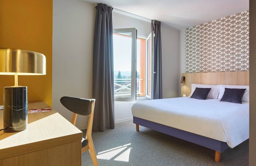 Puy-Guillaume Hotel | The Originals Boutique, Hôtel Larivaut, Puy-Guillaume