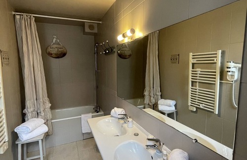 Montbeliard Hotel | The Originals Boutique, Hôtel de la Balance, Montbéliard