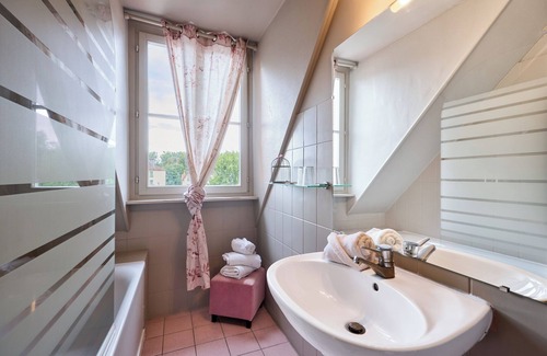 Montbeliard Hotel | The Originals Boutique, Hôtel de la Balance, Montbéliard