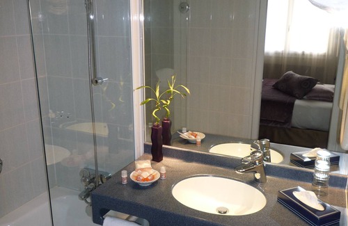Saint-Blaise Hotel | The Originals City, Hôtel du Mont Sion